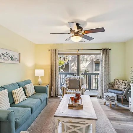203 Tanglewood Villa